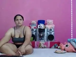 Camsoda Watch Live Sex Cams of brunnette-hot