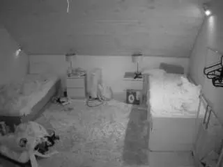 Camsoda Best live sex cam show of voyeurcam-julmodels-whitebed-3