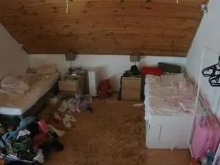 Camsoda Free Live Porn of voyeurcam-julmodels-whitebed-3