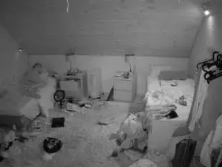 Camsoda Live Porn of voyeurcam-julmodels-whitebed-3