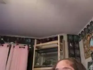 Camsoda Sex Cam of saralaw22