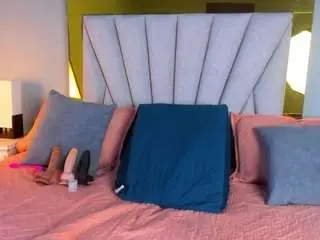 Camsoda Adult Webcam of vahiolet-fuentes1