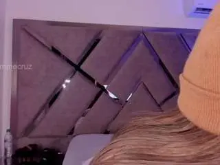Camsoda Nude Webcam of salommecruz