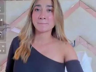Camsoda Nude Webcam of lucy-davies