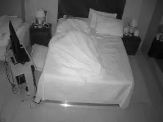 Camsoda Free Porn Cam of voyeurcam-casa-salsa-bedroom-3