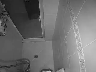Camsoda Free Live Porn of voyeurcam-baileybase-shower