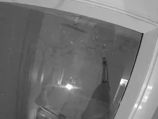 Camsoda Free Porn Cam of voyeurcam-casa-salsa-bathroom-12