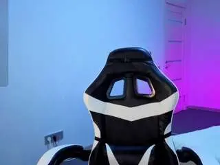 Camsoda Free Porn Cam of valenora1