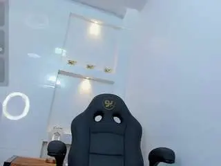 Camsoda Live Porn of zenda-evans