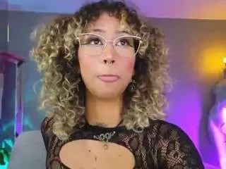 elissecinnamon from camsoda