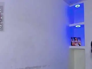 Camsoda Free Live Porn of raven-rouge