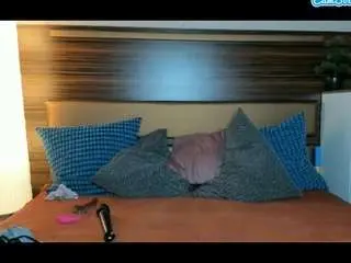 Camsoda Sex Chat of emilyeclair