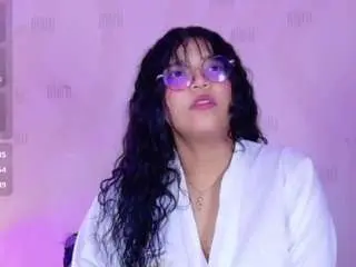 Camsoda Adult Video Chat of innocenthazel