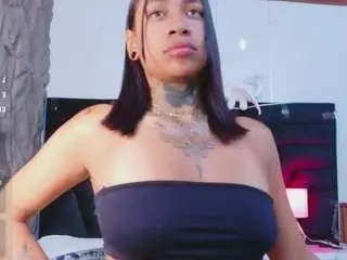 Camsoda Watch Live Sex Cams of hollyvega