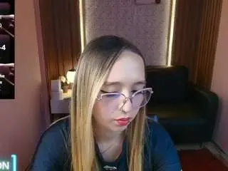 Camsoda Private Sex Chat of liaaroberts