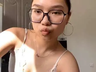 Camsoda Live Sex Cam of adriannabienkowski