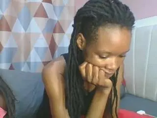amorueen99 from camsoda