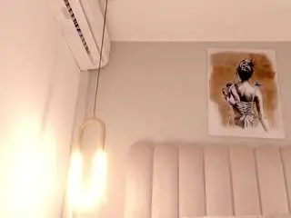 Camsoda Sex Cam of charlottedupontt