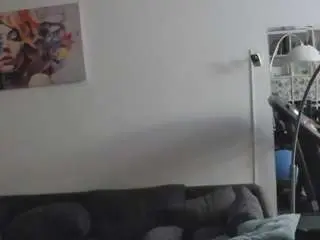 Camsoda Live Sex Cam of voyeurcam-julmodels-living-1