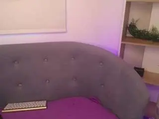 paulina-coxx from camsoda