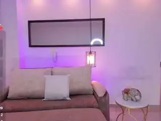 Camsoda Free Porn Cam of saracruz-1
