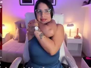 Camsoda Free Live Porn of sheyla-hills