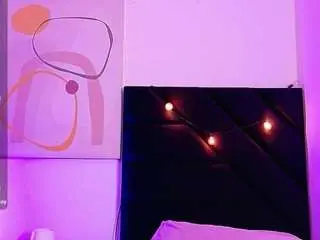 Camsoda Nude Webcam of hornysweetebony