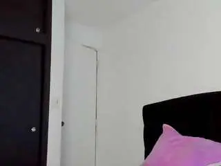 juliia-rose from camsoda