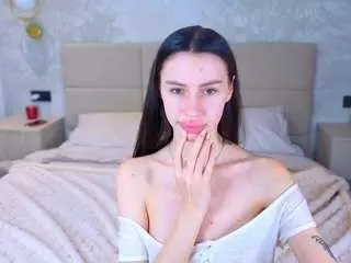 snowwhiteee from camsoda