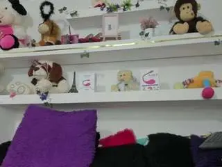 luciatemptation from camsoda