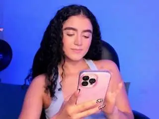 Camsoda Nude Webcam of odette-idony