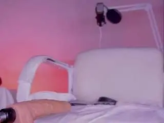 Camsoda Free Live Porn of girl-machinee