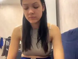 Camsoda Free Live Porn of azziepov