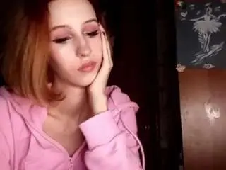 Camsoda Nude Webcam of mariettamaddock