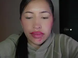 Camsoda Free Live Porn of helener-mouth