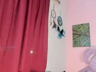 Camsoda Nude Webcam of maddyyysexy