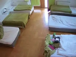 Camsoda Sex Chat of voyeurcam-julmodels-bed-6