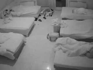 Camsoda Free Live Porn of voyeurcam-julmodels-bed-6