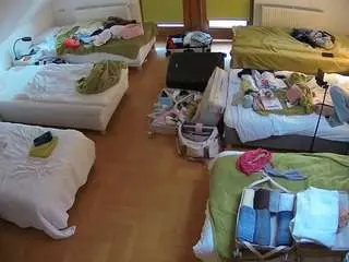 Camsoda Live Sex of voyeurcam-julmodels-bed-6