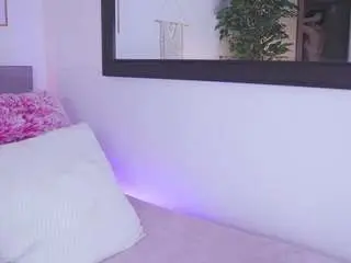 Camsoda Free Porn Cam of lia-mackenzie