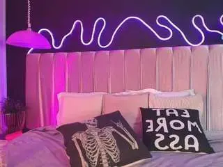 cute-lily from camsoda