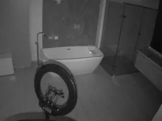 Camsoda Adult Video Chat of voyeurcam-casa-salsa-bathroom-4