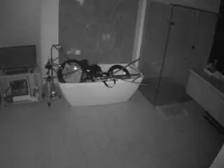 Camsoda Live Porn of voyeurcam-casa-salsa-bathroom-4