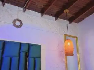 Camsoda Sex Chat of emilia-monroee