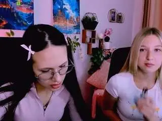 Camsoda Adult Webcams of mona-cloud