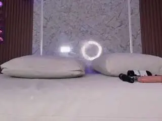 Camsoda Nude Webcam of emily-kovac