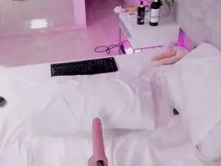 roussweet from camsoda