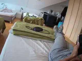 Camsoda Live Sex of voyeurcam-julmodels-bed-1