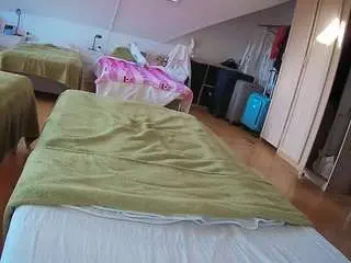 Camsoda Live Porn of voyeurcam-julmodels-bed-1