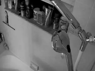 Camsoda Nude Webcam of voyeurcam-charleys-bathroom